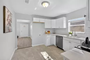 2716 S Jones St, Fort Worth, TX 76104 - Photo 10