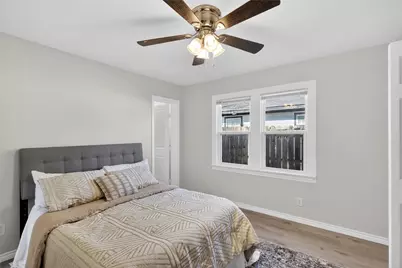 2716 S Jones Street, Fort Worth, TX 76104 - Photo 12