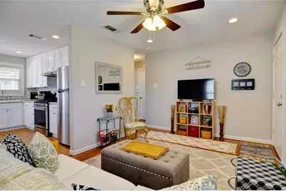 4933 Royal Drive, Fort Worth, TX 76116 - Photo 8