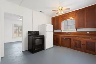 608 N Main St, Grand Saline, TX 75140 - Photo 4