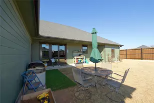 700 N Mesquite St, Muenster, TX 76252 - Photo 20