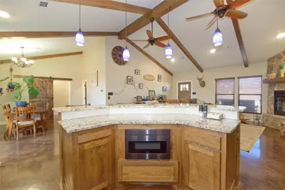 700 N Mesquite Street, Muenster, TX 76252 - Photo 8