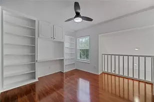 800 Spicewood Ct, Irving, TX 75063 - Photo 4