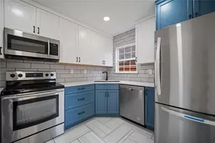 800 Spicewood Ct, Irving, TX 75063 - Photo 10