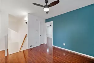 800 Spicewood Ct, Irving, TX 75063 - Photo 6