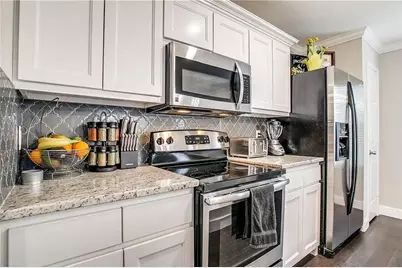 1613 Crown Point Drive, Little Elm, TX 75036 - Photo 8