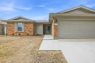 6601 Jerri Lynn Dr, Watauga, TX 76148 - Photo 2