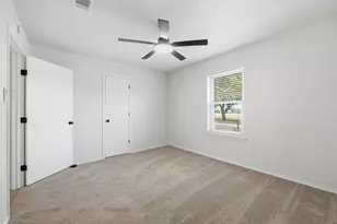 6601 Jerri Lynn Dr, Watauga, TX 76148 - Photo 14