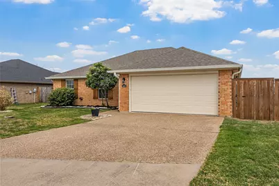 4401 Lacey Circle, Waco, TX 76708 - Photo 2