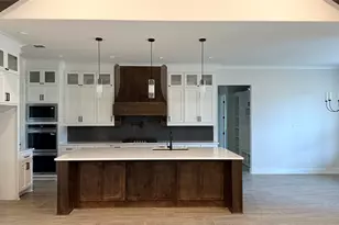 212 Desperado Ct, Weatherford, TX 76088 - Photo 8