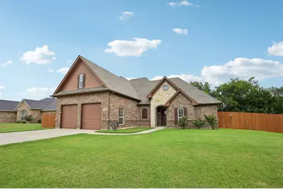 405 Edgewood Terrace, Boyd, TX 76023 - Photo 2