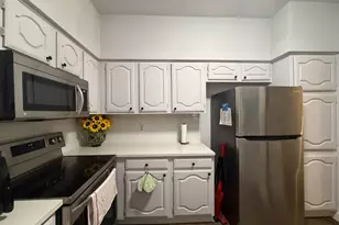 2835 Keller Springs Rd, Carrollton, TX 75006 - Photo 6