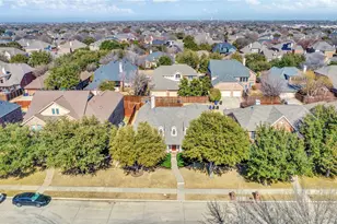 2246 Greenwood Dr, Frisco, TX 75036 - Photo 2