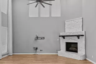 673 W Talon Dr, Frisco, TX 75033 - Photo 8