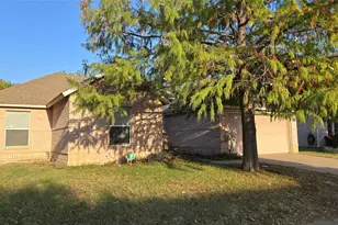 5256 Chessie Cir, Haltom City, TX 76137 - Photo 1