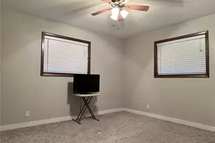 2568 County Rd 310, Cleburne, TX 76031 - Photo 18