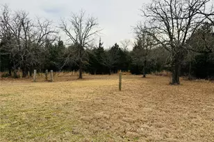 2568 County Rd 310, Cleburne, TX 76031 - Photo 12