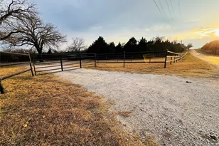 2568 County Rd 310, Cleburne, TX 76031 - Photo 10