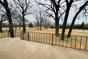 2568 County Rd 310, Cleburne, TX 76031 - Photo 8