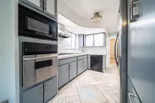 1404 Tatum Dr, Arlington, TX 76012 - Photo 12