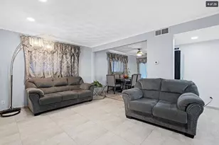 1404 Tatum Dr, Arlington, TX 76012 - Photo 4