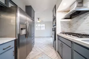 1404 Tatum Dr, Arlington, TX 76012 - Photo 16