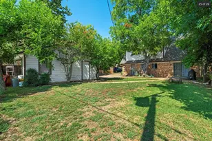 1404 Tatum Dr, Arlington, TX 76012 - Photo 24
