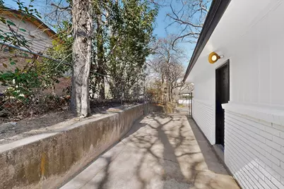 1900 Mimosa Drive, Arlington, TX 76012 - Photo 30