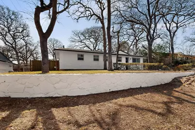 1900 Mimosa Drive, Arlington, TX 76012 - Photo 4