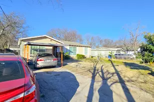 9713 Silver Meadow Dr, Dallas, TX 75217 - Photo 4