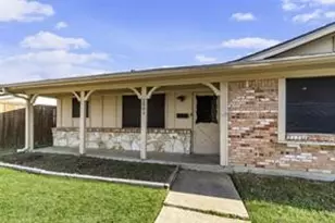 2801 Laramie St, Irving, TX 75062 - Photo 4