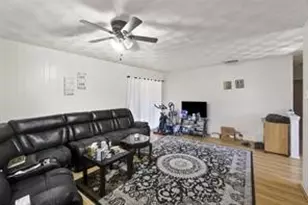 2801 Laramie St, Irving, TX 75062 - Photo 8