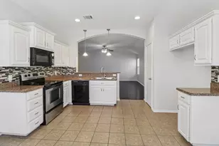 8037 Big Spruce Ln, Fort Worth, TX 76123 - Photo 8