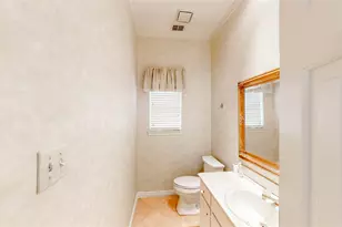 4650 Dusk Meadow Dr, Carrollton, TX 75010 - Photo 14