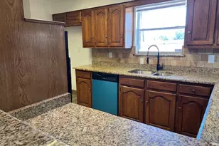 13302 Daystrom Ct, Dallas, TX 75243 - Photo 16