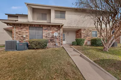 1025 Turtle Lake Boulevard #111, Irving, TX 75060 - Photo 2