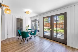 3025 Hillcrest Ct, Grapevine, TX 76051 - Photo 18