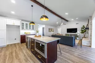 3025 Hillcrest Ct, Grapevine, TX 76051 - Photo 16