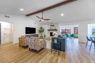 3025 Hillcrest Court, Grapevine, TX 76051 - Photo 8