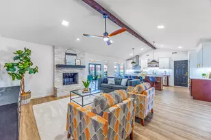 3025 Hillcrest Ct, Grapevine, TX 76051 - Photo 10