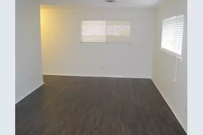 6545 Ascot Lane, Dallas, TX 75214 - Photo 4