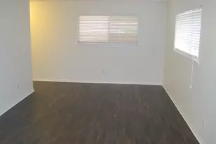 6545 Ascot Ln, Dallas, TX 75214 - Photo 4