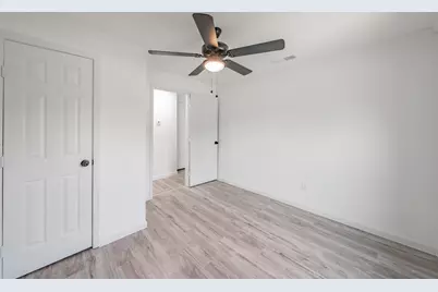 238 Briar Oaks Drive, Azle, TX 76020 - Photo 16