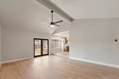 1613 Lamplighter Lane, Edgecliff Village, TX 76134 - Photo 6