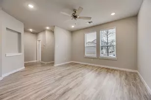 2412 Freshwater Ln, McKinney, TX 75071 - Photo 8