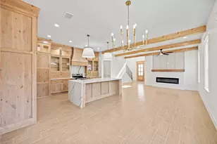 2513 Embrey Pl, Fort Worth, TX 76111 - Photo 12