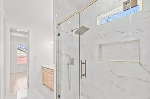 2513 Embrey Pl, Fort Worth, TX 76111 - Photo 22