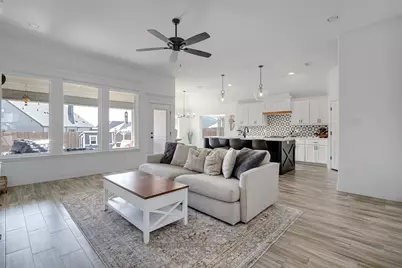 812 Rodgers Avenue, Godley, TX 76044 - Photo 6