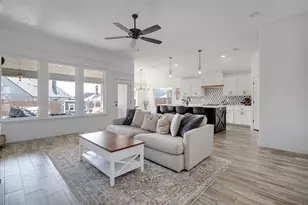 812 Rodgers Ave, Godley, TX 76044 - Photo 6