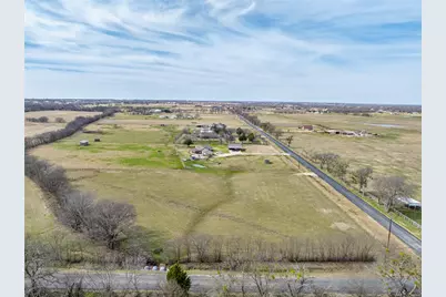 9061 Crow Wright Road, Sanger, TX 76266 - Photo 16